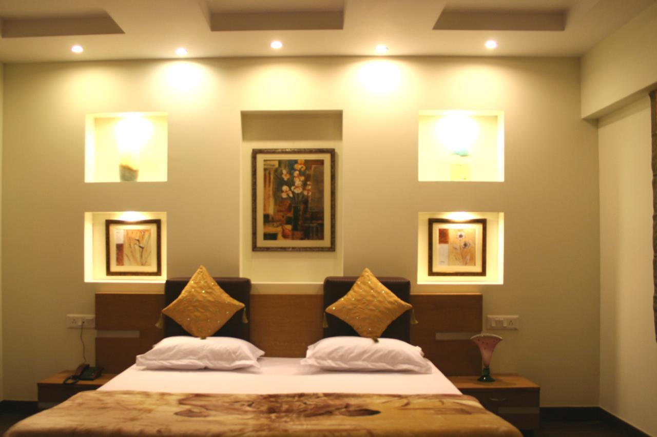 Elm Tree Amritsar Hotel Exterior photo