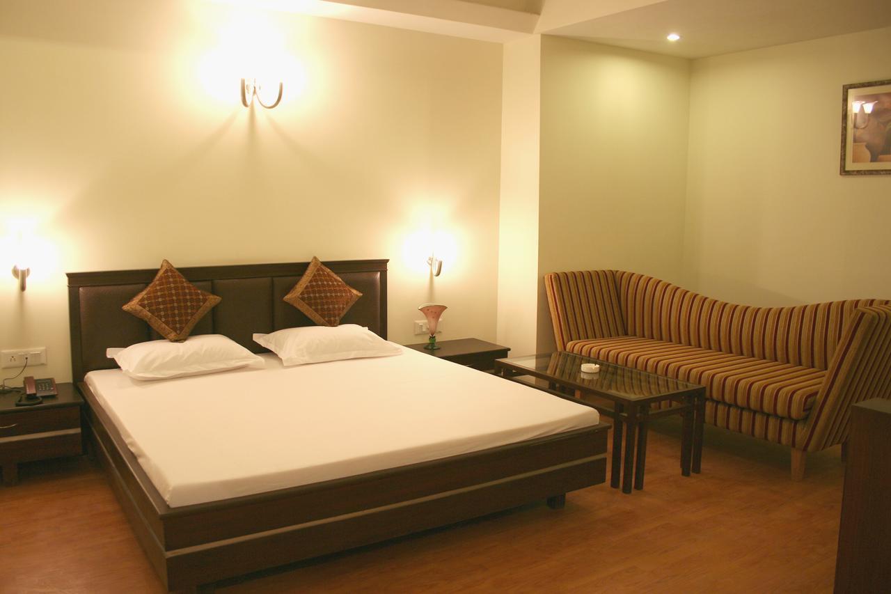 Elm Tree Amritsar Hotel Exterior photo